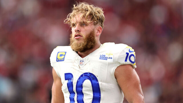 GLENDALE, ARIZONA - SEPTEMBER 15: Cooper Kupp #10 of the Los Angeles Rams looks on prior to a game against the Arizona Cardinals at State Farm Stadium on September 15, 2024 in Glendale, Arizona.