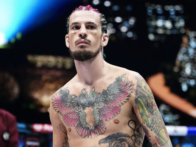 LAS VEGAS, NEVADA - SEPTEMBER 14: Sean O'Malley prepares to face Merab Dvalishvili of Georgia in the UFC bantamweight championship fight during the UFC 306 at Riyadh Season Noche UFC event at Sphere on September 14, 2024 in Las Vegas, Nevada.