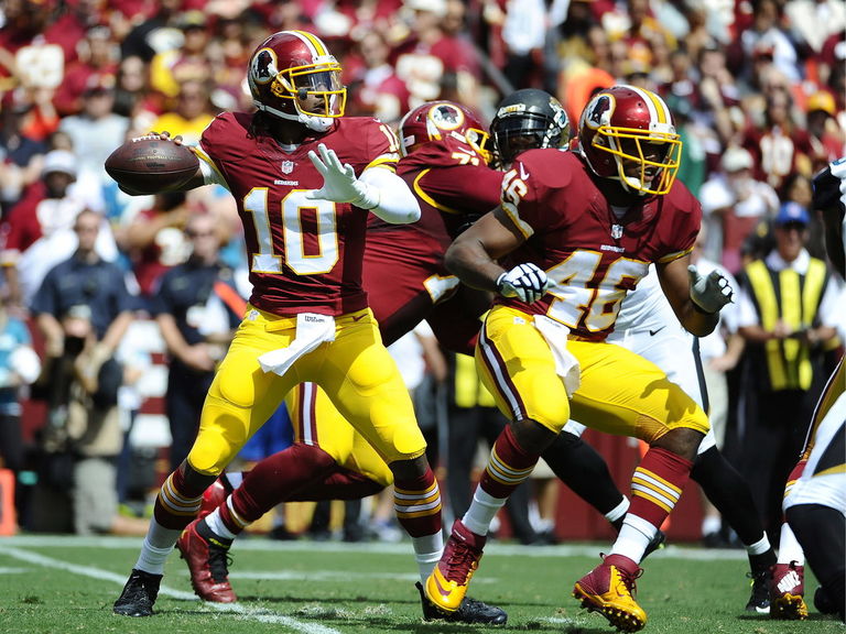 RG3 does agility drills during Redskins practice | theScore.com
