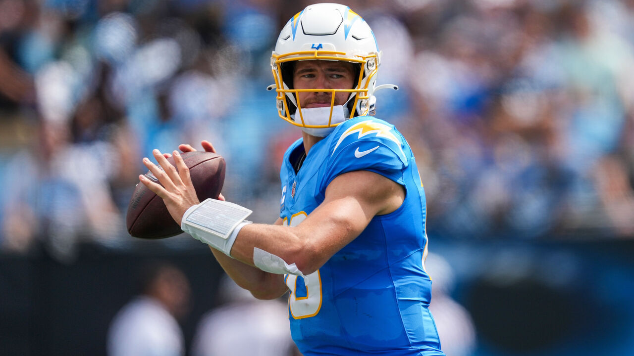 CHARLOTTE, NORTH CAROLINA - SEPTEMBER 15: Justin Herbert #10 of the Los Angeles Chargers looks to pass against the Carolina Panthers during the game at Bank of America Stadium on September 15, 2024 in Charlotte, North Carolina.