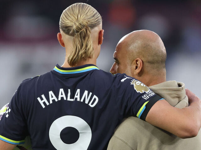 LONDON, ENGLAND - AUGUST 31: Erling Haaland of Manchester City and Pep Guardiola, Manager of Manchester City celebrate after the Premier League match between West Ham United FC and Manchester City FC at London Stadium on August 31, 2024 in London, England.