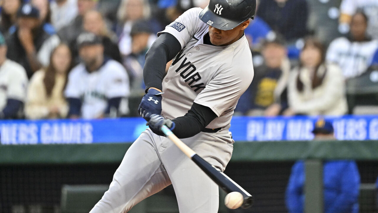 SEATTLE, WASHINGTON - SEPTEMBER 17: Juan Soto #22 of the New York Yankees hits a double during the first inning against the Seattle Mariners at T-Mobile Park on September 17, 2024 in Seattle, Washington.