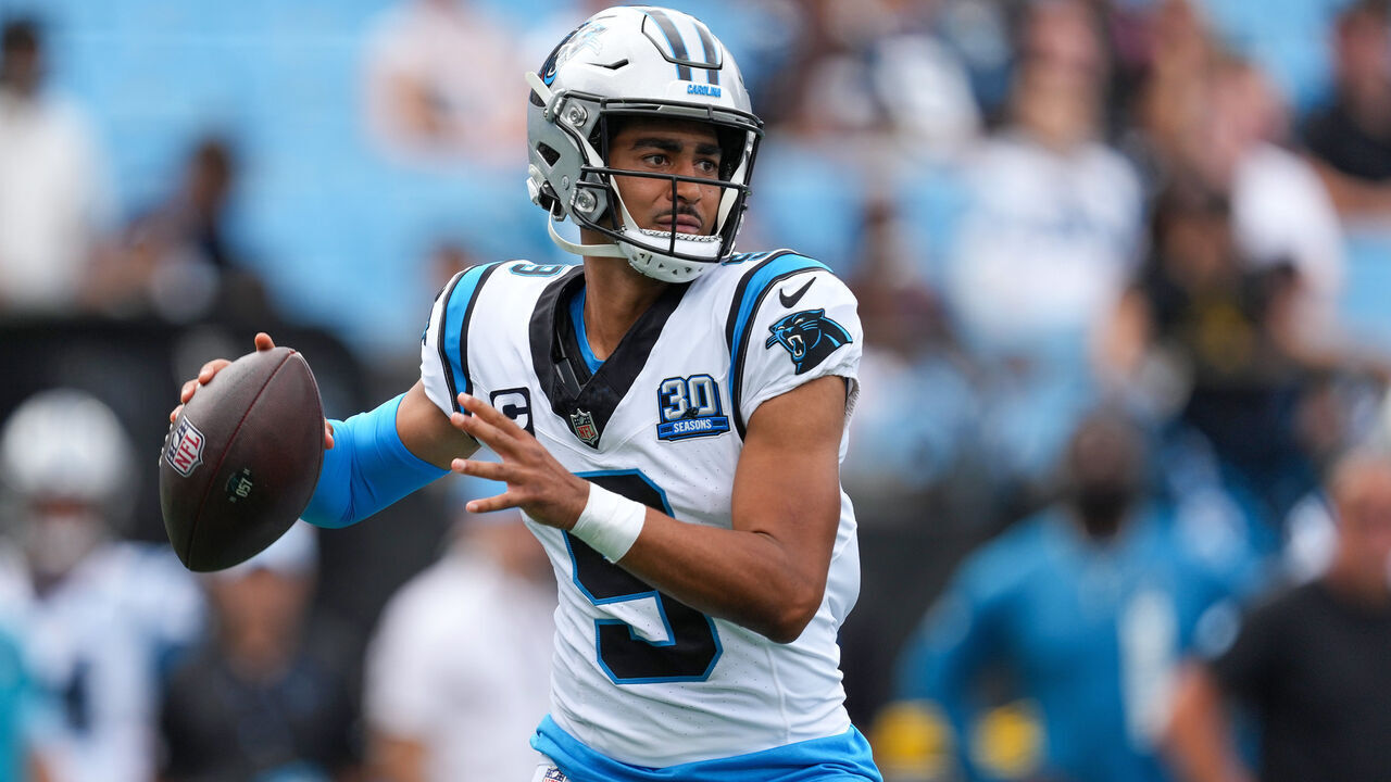 CHARLOTTE, NORTH CAROLINA - SEPTEMBER 15: Bryce Young #9 of the Carolina Panthers looks to pass against the Los Angeles Chargers during the game at Bank of America Stadium on September 15, 2024 in Charlotte, North Carolina.