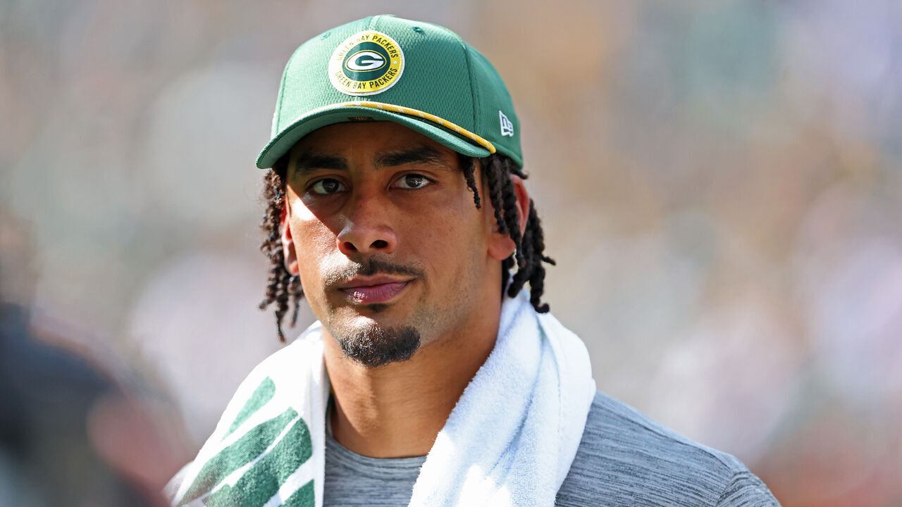 GREEN BAY, WISCONSIN - SEPTEMBER 15: Jordan Love #10 of the Green Bay Packers leaves the field following a game against the Indianapolis Colts at Lambeau Field on September 15, 2024 in Green Bay, Wisconsin. The Packers defeated the Colts 16-10.