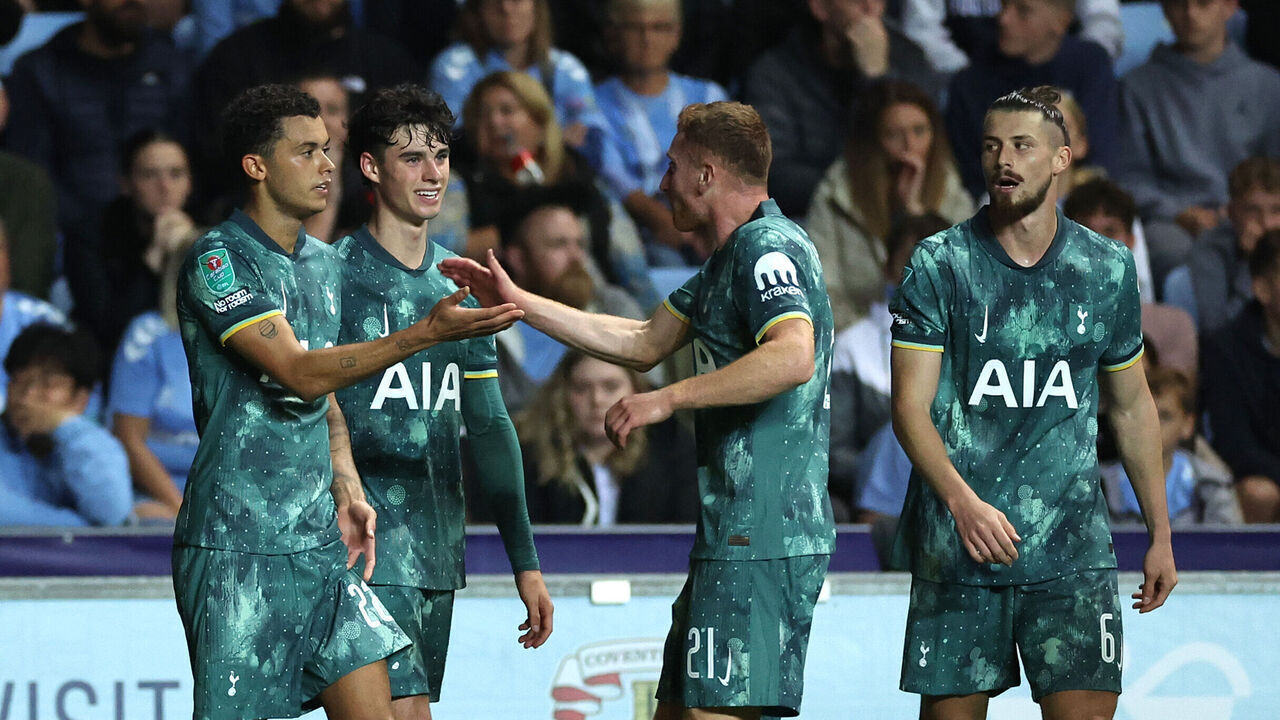 COVENTRY, ENGLAND - SEPTEMBER 18: Brennan Johnson of Tottenham Hotspur celebrates scoring his team's second goal with teammates during the Carabao Cup Third Round match between Coventry City and Tottenham Hotspur at The Coventry Building Society Arena on September 18, 2024 in Coventry, England.