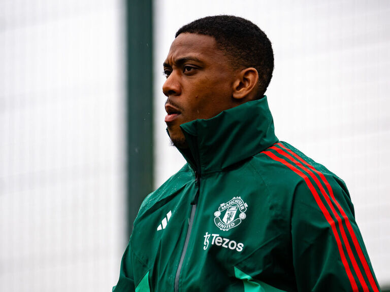 Ex-Man United striker Martial joins AEK Athens