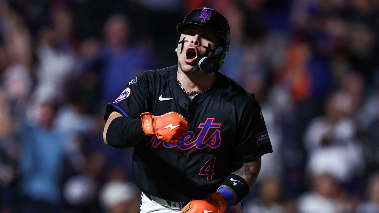 NEW YORK, NEW YORK - SEPTEMBER 19: Francisco Alvarez #4 of the New York Mets reacts after hitting a three-run home run during the fourth inning of the game against the Philadelphia Phillies at Citi Field on September 19, 2024 in New York City.
