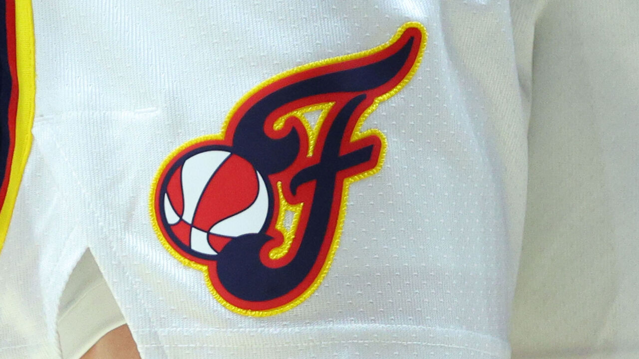 UNCASVILLE, CT - MAY 14: General view of the Indiana Fever logo during a WNBA game against Connecticut Sun on May 14, 2024, at Mohegan Sun Arena in Uncasville, CT.