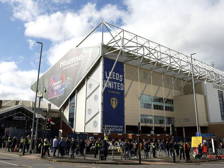 Leeds to expand Elland Road to 53,000 seats | theScore.com