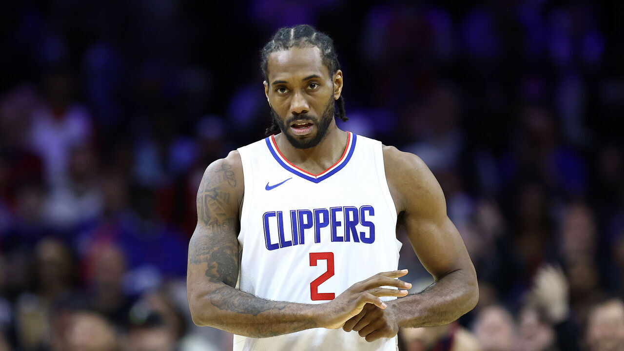 PHILADELPHIA, PENNSYLVANIA - MARCH 27: Kawhi Leonard #2 of the LA Clippers reacts during the fourth quarter against the Philadelphia 76ers at the Wells Fargo Center on March 27, 2024 in Philadelphia, Pennsylvania.