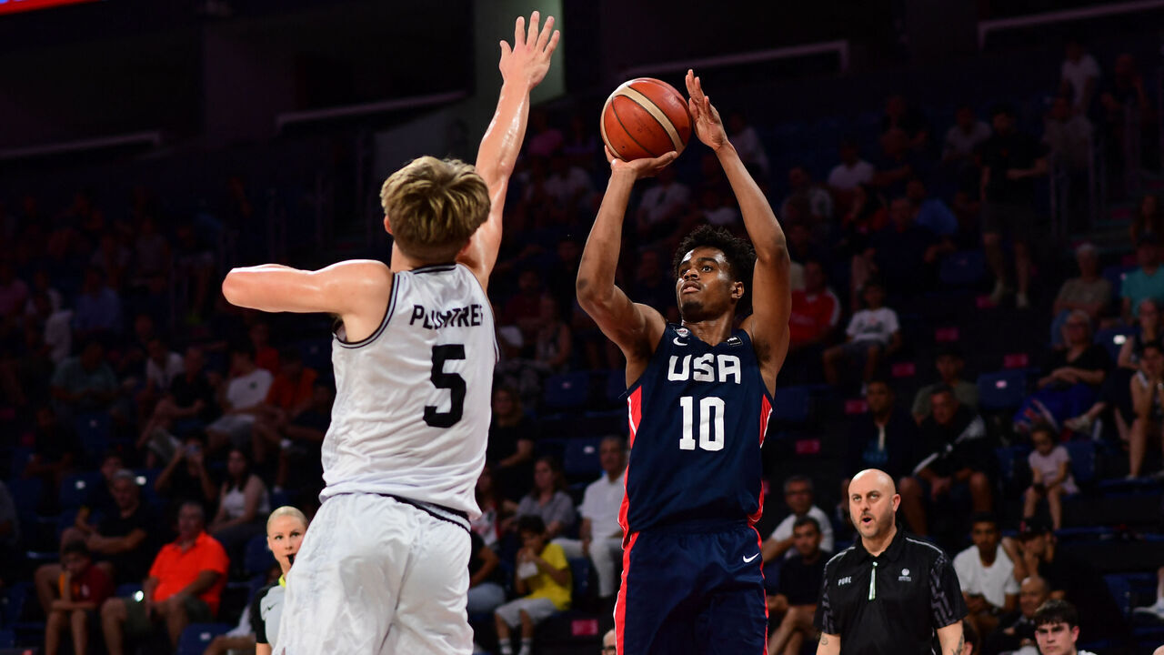 Jalen Haralson, #10 of the United States of America (USA) in action during the FIBA U17 Basketball World Cup - Turkiye 2024 Semi-final match between New Zealand and the United States of America (USA) at Sinan Erdem Dome in Istanbul, Turkey on July 6, 2024.