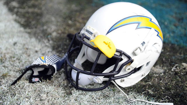 Report: 3 Chargers employees show COVID-19 symptoms