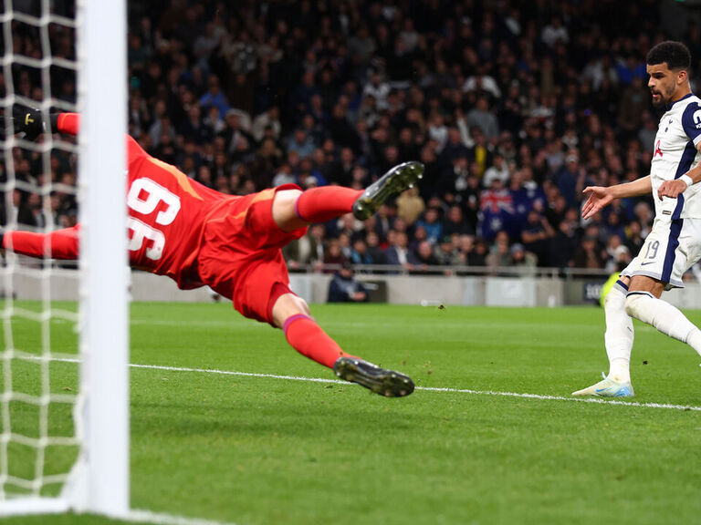 Europa League roundup: 10-man Spurs cruise despite Son scare, Roma denied Europa League roundup: 10-man Spurs cruise despite Son scare, Roma denied