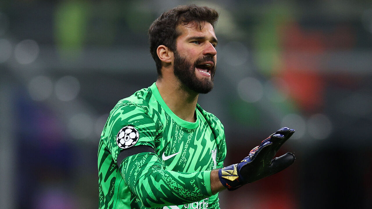 MILAN, ITALY - SEPTEMBER 17: Alisson Becker of Liverpool FC in action during the UEFA Champions League 2024/25 League Phase MD1 match between AC Milan and Liverpool FC at Stadio San Siro on September 17, 2024 in Milan, Italy.