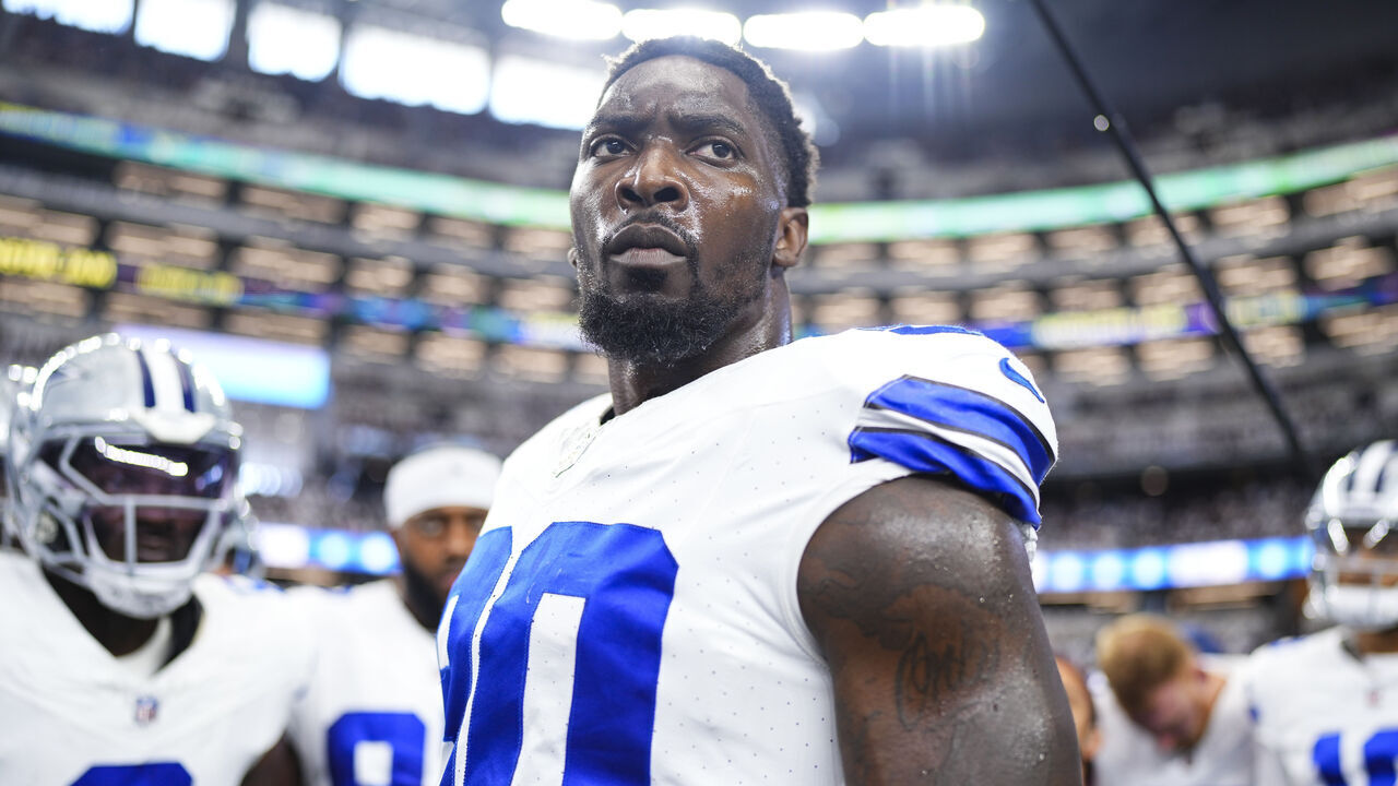 ARLINGTON, TX - SEPTEMBER 22: DeMarcus Lawrence #90 of the Dallas Cowboys leads a huddle prior to an NFL football game against the Baltimore Ravens at AT&T Stadium on September 22, 2024 in Arlington, Texas.