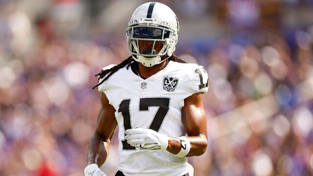 BALTIMORE, MARYLAND - SEPTEMBER 15: Davante Adams #17 of the Las Vegas Raiders lines up out wide during the second half against the Baltimore Ravens at M&T Bank Stadium on September 15, 2024 in Baltimore, Maryland.
