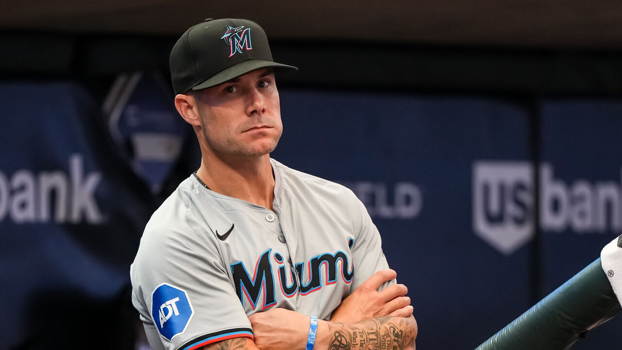 MINNEAPOLIS, MN - SEPTEMBER 24: Manager Skip Schumaker #45 of the Miami Marlins looks on against the Minnesota Twins on September 24, 2024 at Target Field in Minneapolis, Minnesota.