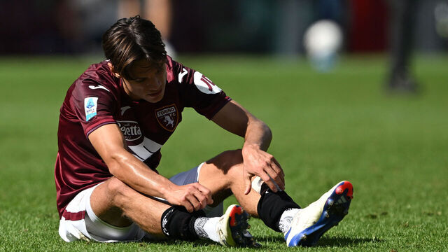 TURIN, ITALY - SEPTEMBER 29: Samuele Ricci of Torino disappointment during the Serie A match between Torino and Lazio at Stadio Olimpico di Torino on September 29, 2024 in Turin, Italy.