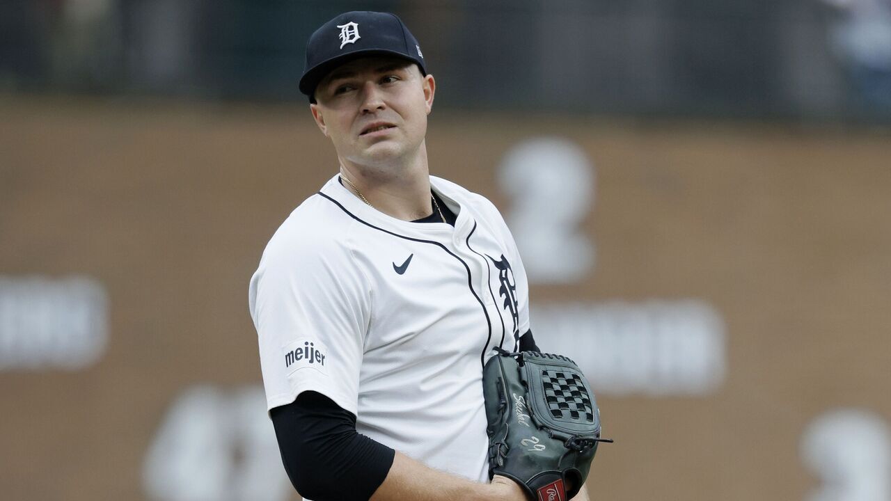 DETROIT, MI - SEPTEMBER 24: Tarik Skubal #29 of the Detroit Tigers pitches against the Tampa Bay Rays during the second inning at Comerica Park on September 24, 2024 in Detroit, Michigan.