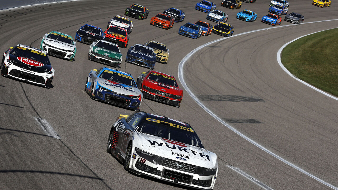 KANSAS CITY, KANSAS - SEPTEMBER 29: Ryan Blaney, driver of the #12 Wurth Ford, drives during the NASCAR Cup Series Hollywood Casino 400 Presented by ESPN BET at Kansas Speedway on September 29, 2024 in Kansas City, Kansas.