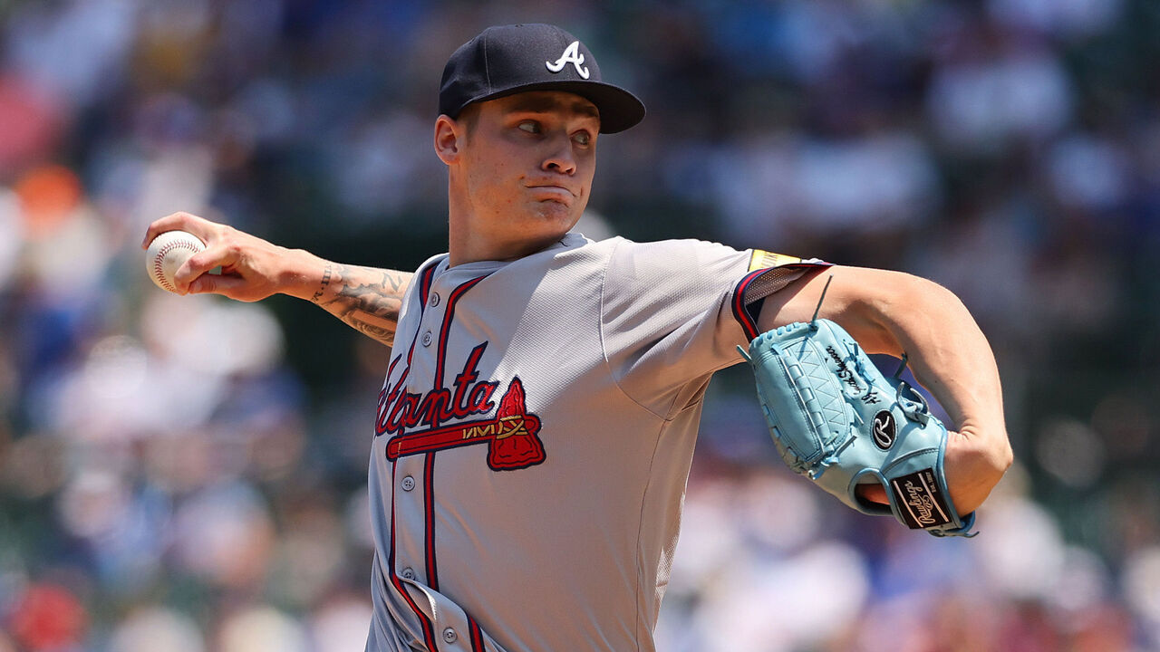 CHICAGO, ILLINOIS - MAY 23: AJ Smith-Shawver #32 of the Atlanta Braves delivers a pitch during the first inning against the Chicago Cubs at Wrigley Field on May 23, 2024 in Chicago, Illinois.