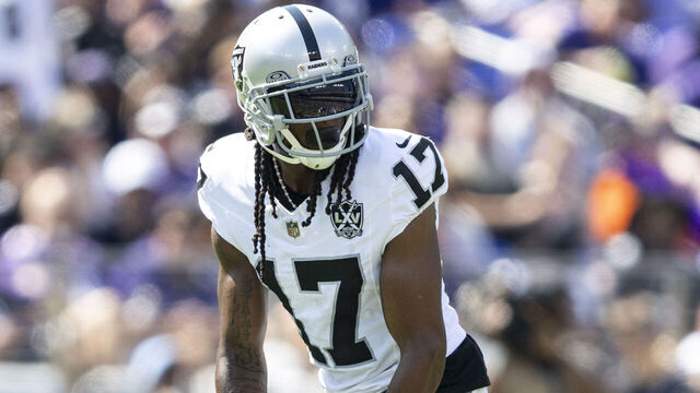 BALTIMORE, MARYLAND - SEPTEMBER 15: Davante Adams #17 of the Las Vegas Raiders lines up during an NFL football game between the Baltimore Ravens and the Las Vegas Raiders at M&T Bank Stadium on September 15, 2024 in Baltimore, Maryland.