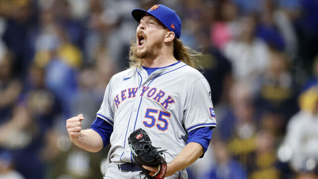 MILWAUKEE, WISCONSIN - OCTOBER 01: Ryne Stanek #55 of the New York Mets celebrates after beating the Milwaukee Brewers 8-4 in Game One of the Wild Card Series at American Family Field on October 01, 2024 in Milwaukee, Wisconsin.