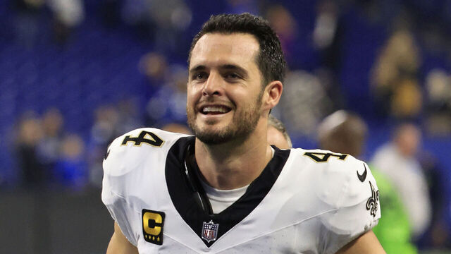 INDIANAPOLIS, INDIANA - OCTOBER 29: Derek Carr #4 of the New Orleans Saints walks off the field after a win over the Indianapolis Colts at Lucas Oil Stadium on October 29, 2023 in Indianapolis, Indiana.