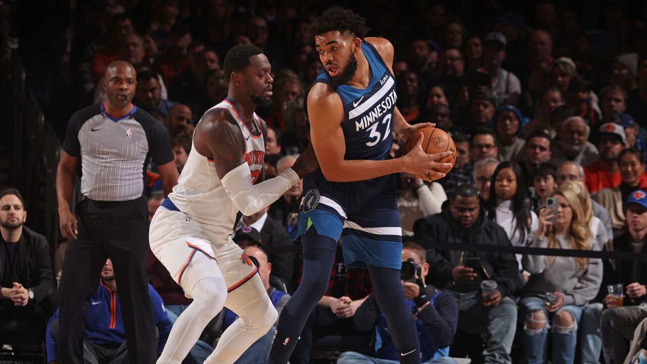 NEW YORK, NY - JANUARY 1: Karl-Anthony Towns #32 of the Minnesota Timberwolves handles the ball during the game against the New York Knicks on January 1, 2024 at Madison Square Garden in New York City, New York. Mandatory Copyright Notice: Copyright 2024 NBAE