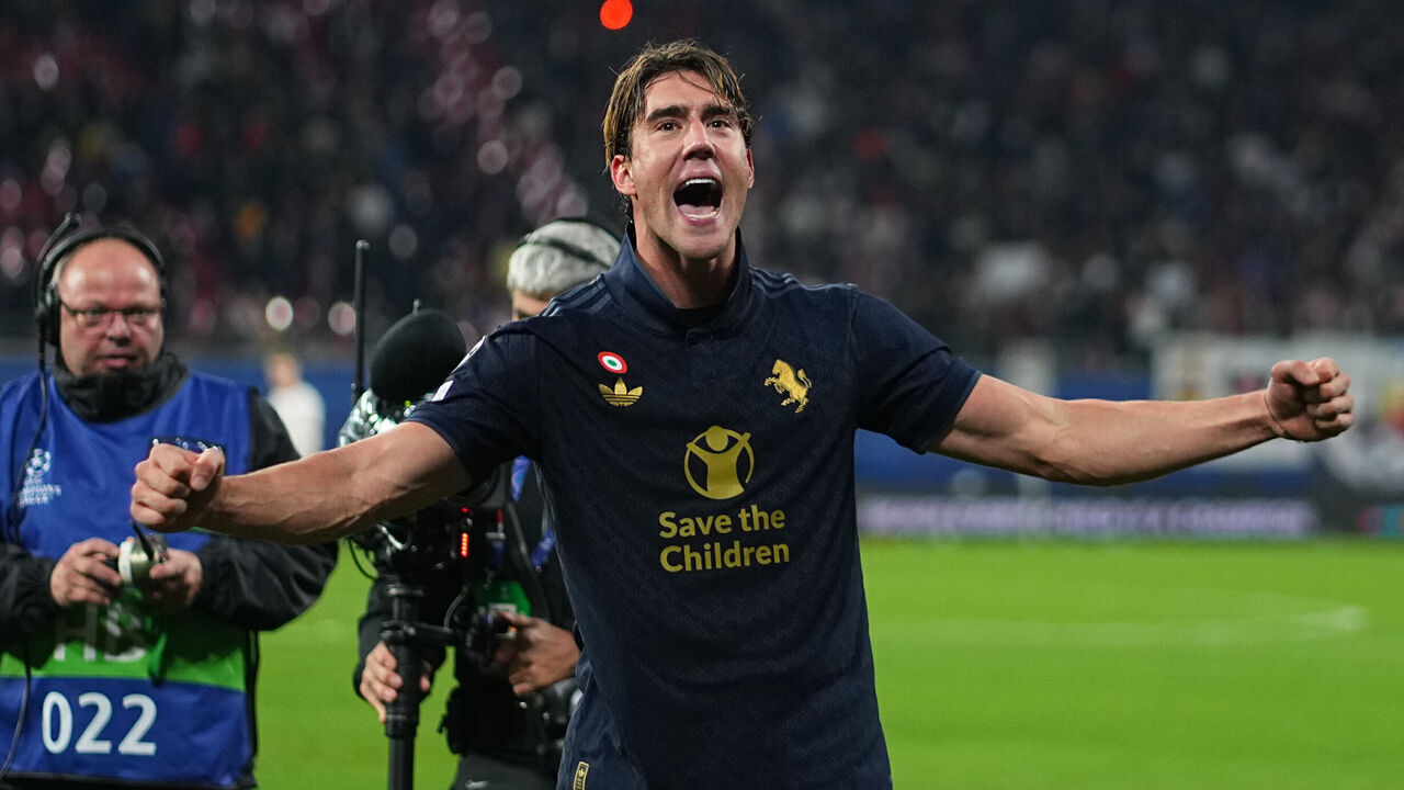 Duan Vlahovi of Juventus with post game celebration during the Champions League Round 2 match between RB Leipzig v Juventus, Red Bull Arena on October 2, 2024.