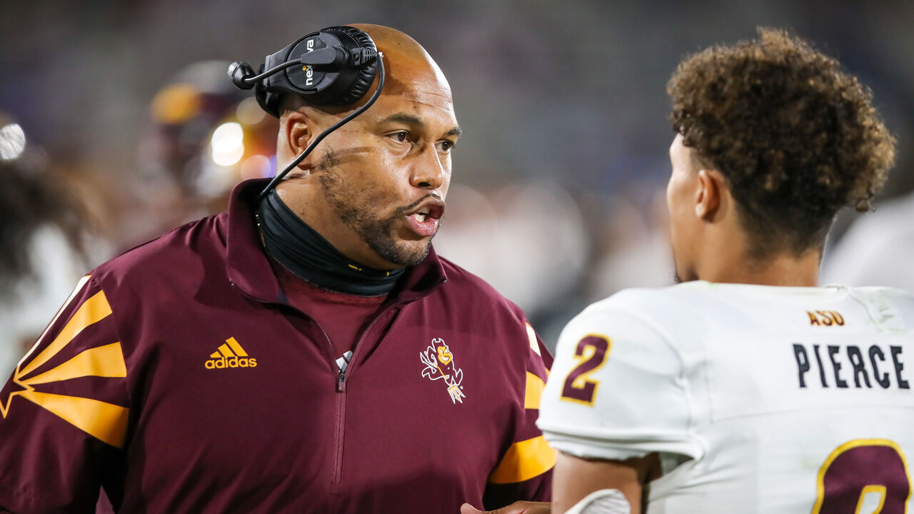 PASADENA, CA - OCTOBER 02: Arizona State Sun Devils coach Antonio Pierce talks with Arizona State Sun Devils defensive back DeAndre Pierce (2) during the college football game between the Arizona State Sun Devils and the UCLA Bruins on October 02, 2021, at the Rose Bowl in Pasadena, CA.