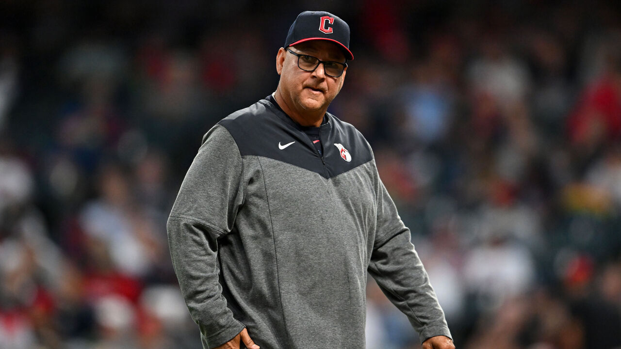 CLEVELAND, OHIO - SEPTEMBER 26, 2023: Manager Terry Francona #77 of the Cleveland Guardians walks off the field after making a pitching change during the fourth inning against the Cincinnati Reds at Progressive Field on September 26, 2023 in Cleveland, Ohio.