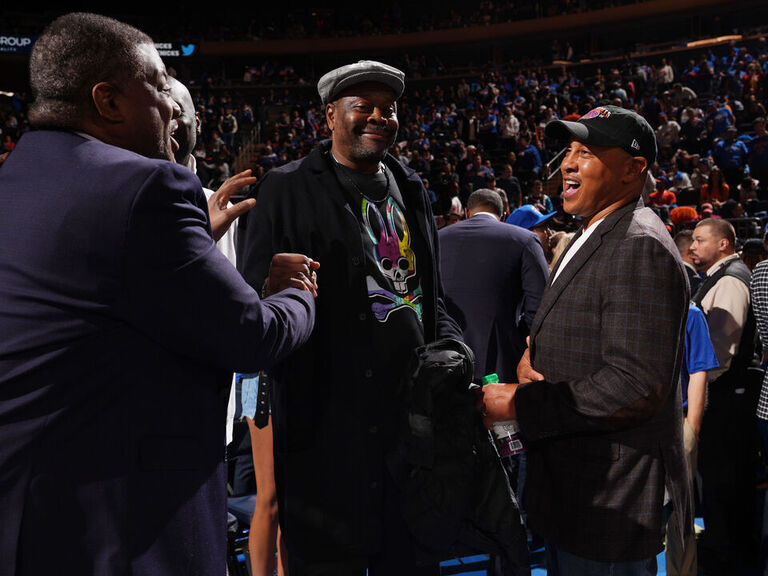 Ewing returns to Knicks as basketball ambassador