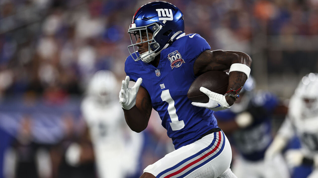 EAST RUTHERFORD, NJ - SEPTEMBER 26: Malik Nabers #1 of the New York Giants carries the ball during an NFL football game against the Dallas Cowboys at MetLife Stadium on September 26, 2024 in East Rutherford, New Jersey.