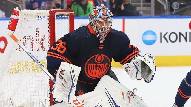 EDMONTON, CANADA - FEBRUARY 15: Jack Campbell #36 of the Edmonton Oilers set up to make a save in the second period against the Detroit Red Wings on February 15, 2023 at Rogers Place in Edmonton, Alberta, Canada.