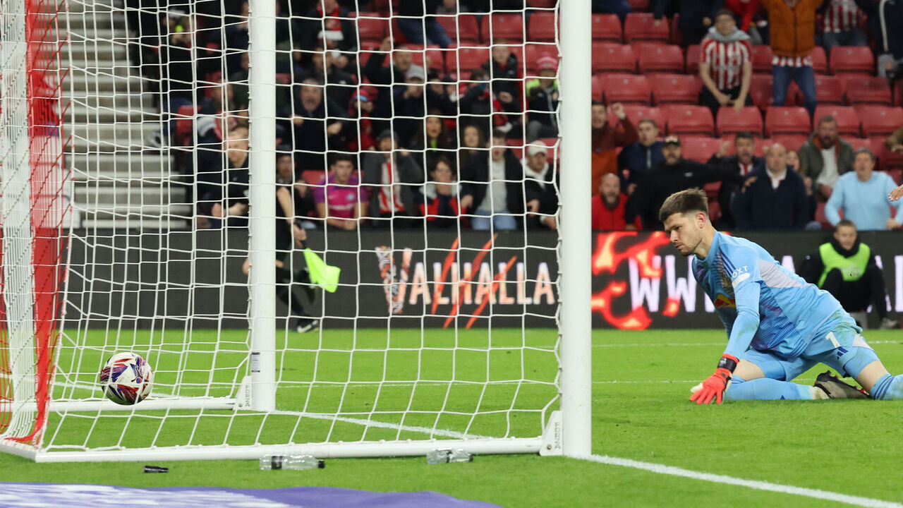 SUNDERLAND, ENGLAND - OCTOBER 4: Goalkeeper Ilian Meslier of Leeds lets in a last minute goal to level the score during the Sky Bet Championship match between Sunderland AFC and Leeds United FC at Stadium of Light on October 4, 2024 in Sunderland, England.