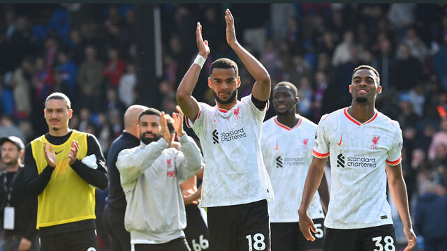 LONDON, ENGLAND - OCTOBER 05: (THER SUN OUT, THE SUN ON SUNDAY OUT) Cody Gakpo of Liverpool showing his appreciation to the fans at the end of during the Premier League match between Crystal Palace FC and Liverpool FC at Selhurst Park on October 05, 2024 in London, England.