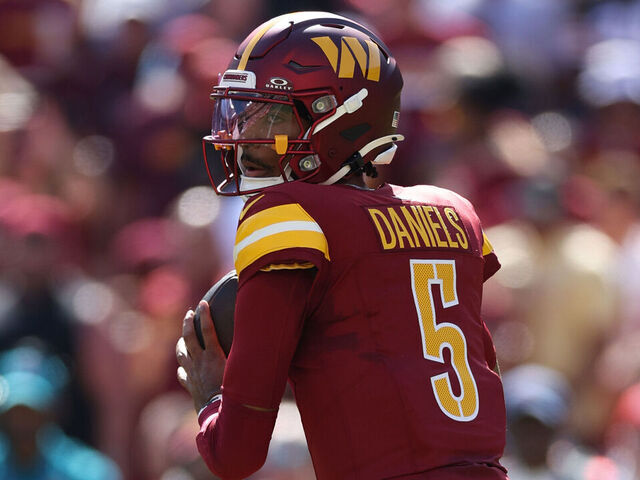 Daniels, Commanders torch Browns to win 4th in a row | theScore.com