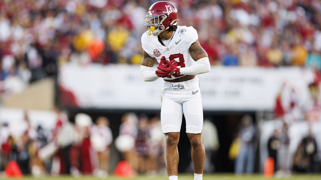 PASADENA, CALIFORNIA - JANUARY 01: Defensive back Malachi Moore #13 of the Alabama Crimson Tide defends in coverage during the CFP Semifinal Rose Bowl Game against the Michigan Wolverines at Rose Bowl Stadium on January 1, 2024 in Pasadena, California.
