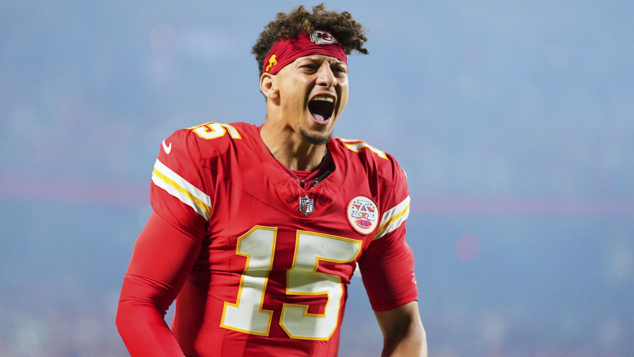 KANSAS CITY, MO - OCTOBER 07: Patrick Mahomes #15 of the Kansas City Chiefs yells before kickoff against the New Orleans Saints during an NFL football game at GEHA Field at Arrowhead Stadium on October 7, 2024 in Kansas City, Missouri.