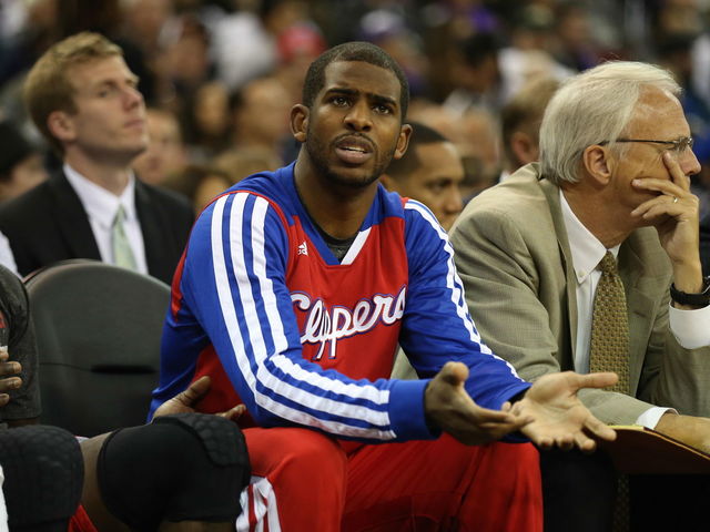 VIDEO: Chris Paul with the early flop
