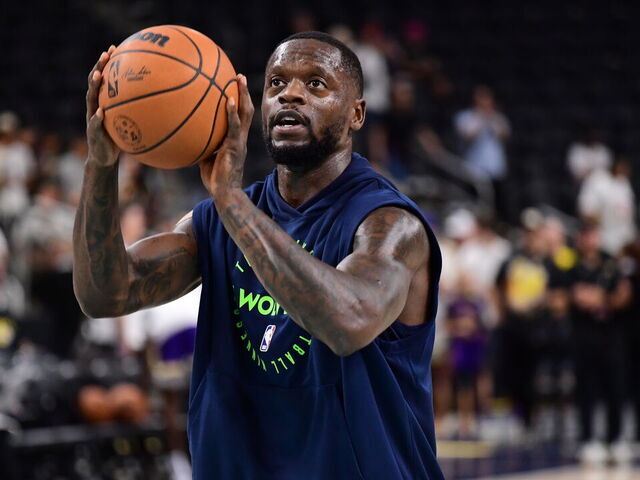 PALM SPRINGS, CA - OCTOBER 4: Julius Randle #30 of the Minnesota Timberwolves warms up before the game against the Las Vegas Aces during an NBA preseason game on October 4, 2024 at Acrisure Arena in Palm Springs, California. NOTE TO USER: User expressly acknowledges and agrees that, by downloading and/or using this Photograph, user is consenting to the terms and conditions of the Getty Images License Agreement. Mandatory Copyright Notice: Copyright 2024 NBAE