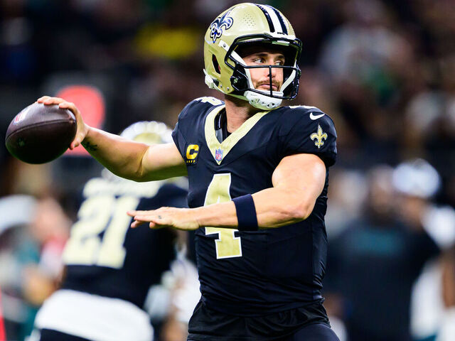 NEW ORLEANS, LOUISIANA - SEPTEMBER 22: Derek Carr #4 of the New Orleans Saints in action against the Philadelphia Eagles at Caesars Superdome on September 22, 2024 in New Orleans, Louisiana.
