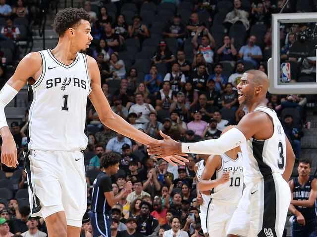 CP3 flashes chemistry with Wemby in preseason debut for Spurs theScore