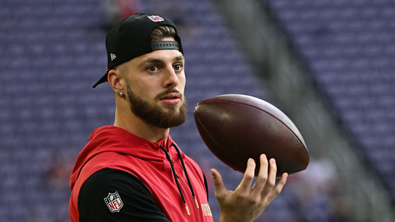 MINNEAPOLIS, MINNESOTA - SEPTEMBER 15: Ricky Pearsall #14 of the San Francisco 49ers looks on before the game against the Minnesota Vikings at U.S. Bank Stadium on September 15, 2024 in Minneapolis, Minnesota.
