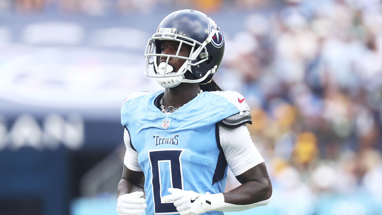 NASHVILLE, TENNESSEE - SEPTEMBER 22: Calvin Ridley #0 of the Tennessee Titans looks on during the first quarter against the Green Bay Packers at Nissan Stadium on September 22, 2024 in Nashville, Tennessee.