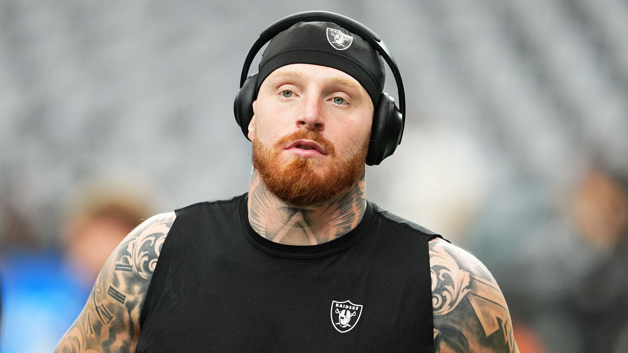 LAS VEGAS, NEVADA - OCTOBER 13: Maxx Crosby #98 of the Las Vegas Raiders warms-up prior to a game against the Pittsburgh Steelers at Allegiant Stadium on October 13, 2024 in Las Vegas, Nevada.
