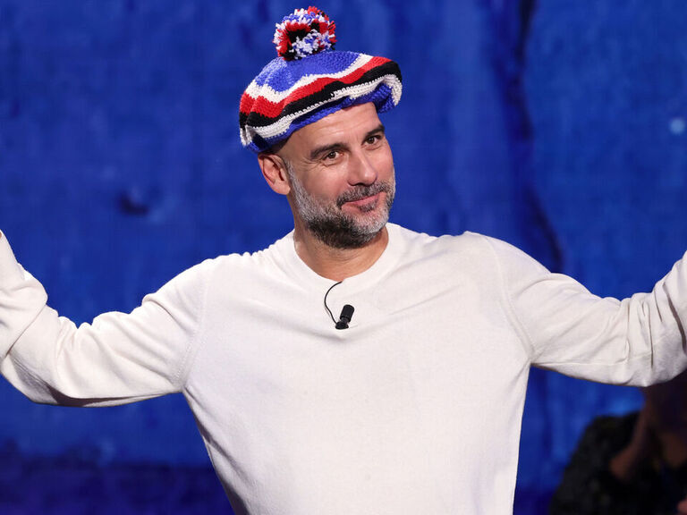 Report: Guardiola considering Man City contract extension Report: Guardiola considering Man City contract extension