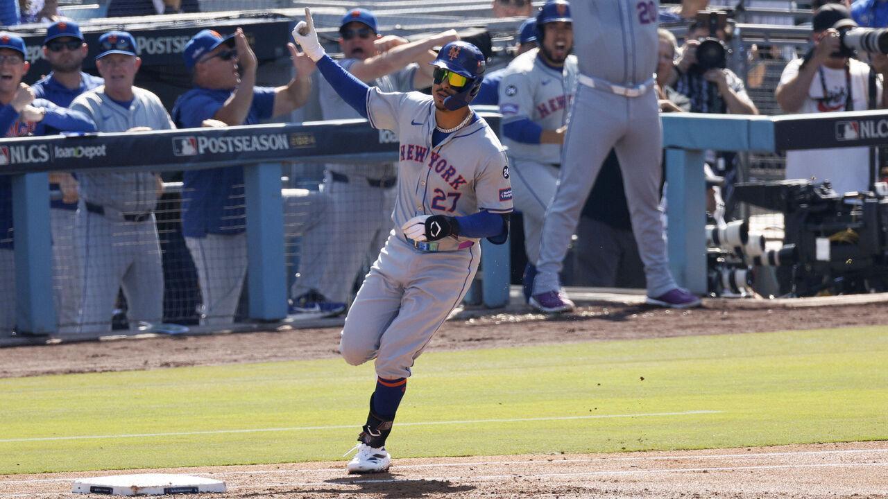 LOS ANGELES, CALIFORNIA - OCTOBER 14: Mark Vientos #27 of the New York Mets rounds the bases after hitting a grand slam against the Los Angeles Dodgers in the second inning during Game Two of the Championship Series at Dodger Stadium on October 14, 2024 in Los Angeles, California.