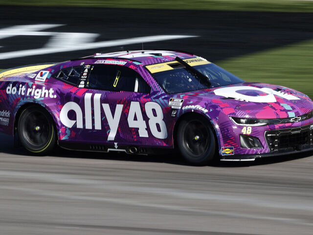 Hendrick won't appeal Bowman's disqualification from NASCAR playoffs | theScore.com